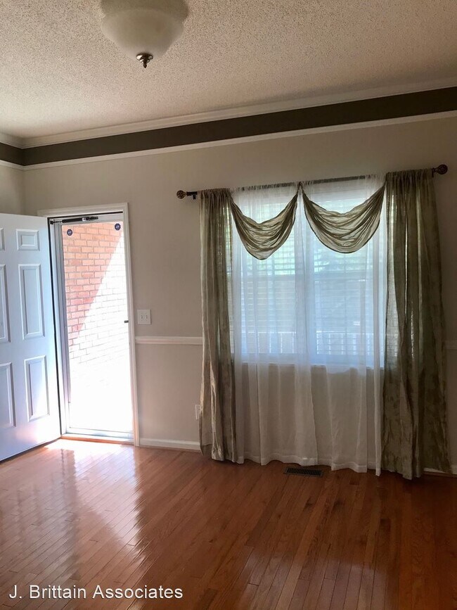 Building Photo - 2 br, 2 bath House - 1512 Holly Berry Way