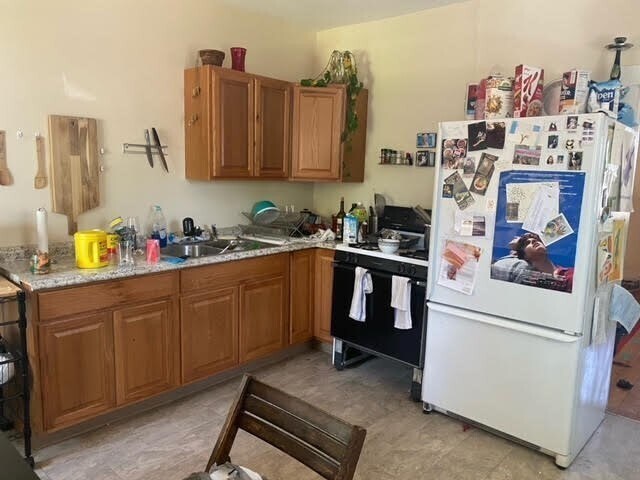 Foto del edificio - 54 Williams St