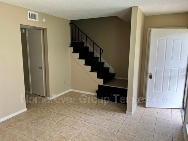 Foto del edificio - 3431 Barbwood Dr
