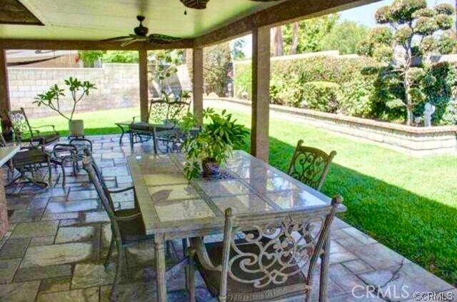 Foto del edificio - 17415 Abbey Ln