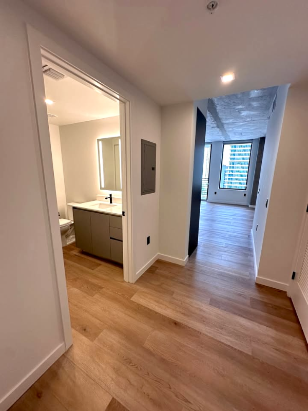 Foto del edificio - 439 SW 3rd Ave