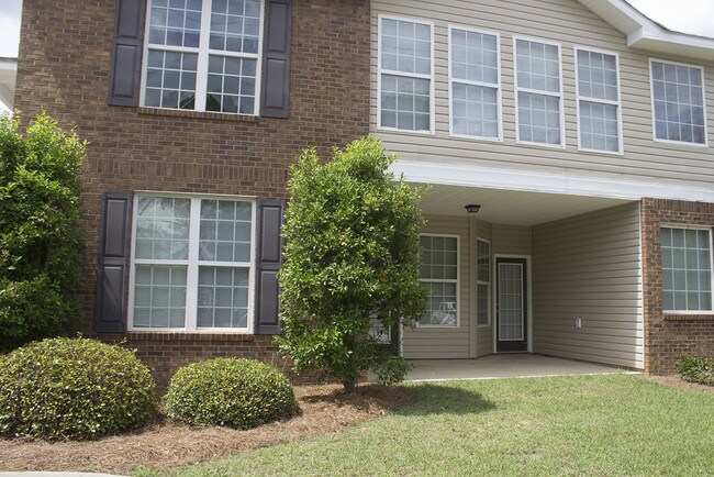 Building Photo - 68 Richards Dr