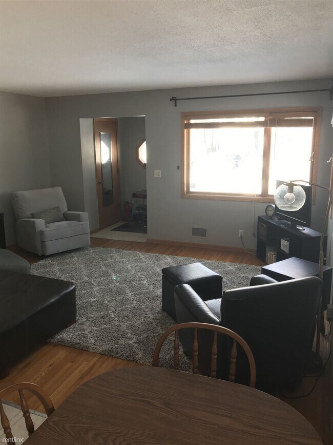 Building Photo - 2 br, 1 bath Condo - 6221 Oxford St