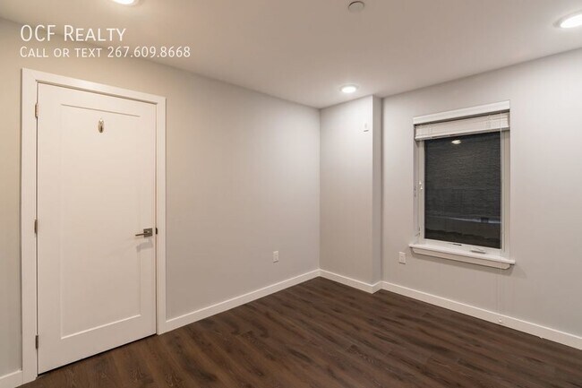 Building Photo - 751 N 20th St