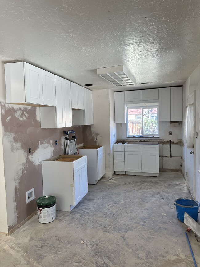 Building Photo - 3979 S 500 E