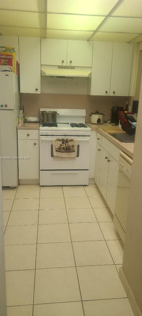 Building Photo - 18101 NW 68th Ave