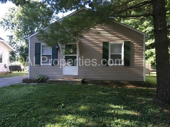 2219 Whalen Ave, Indianapolis, IN 46227 House Rental in Indianapolis