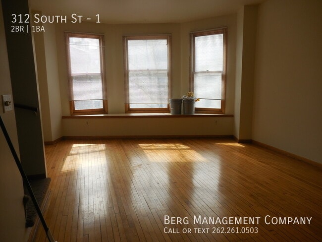 Building Photo - 312 South St