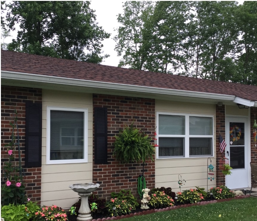 Building Photo - Golden Oaks Village