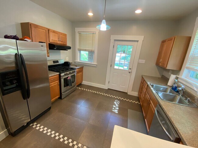 Photo - 230 Ridge Ave Apartment