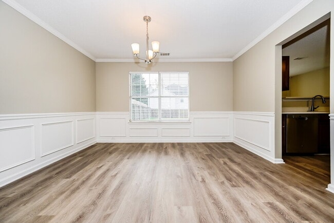 Building Photo - 2753 Elkmont Ridge SW