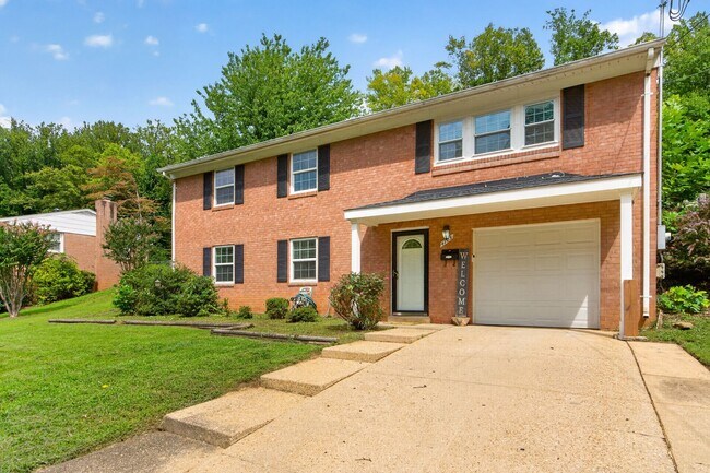 Foto del edificio - 4725 Springbrook Dr