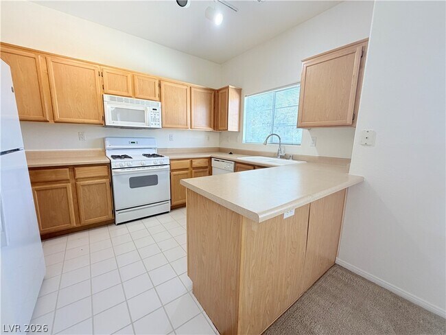 Foto del edificio - 3810 Juno Beach St