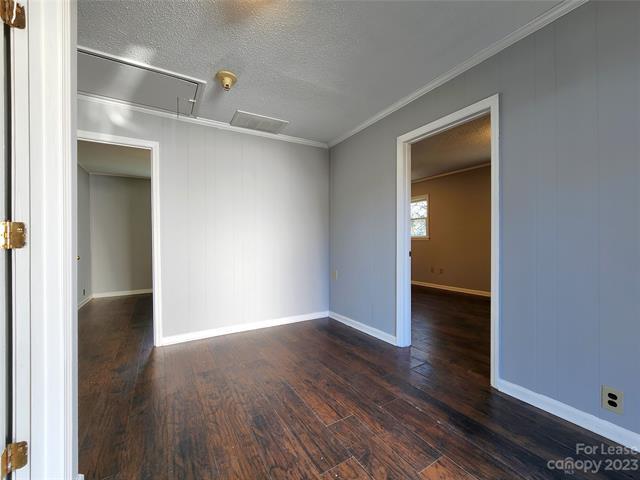 Foto del edificio - 420 Jackson Park Rd