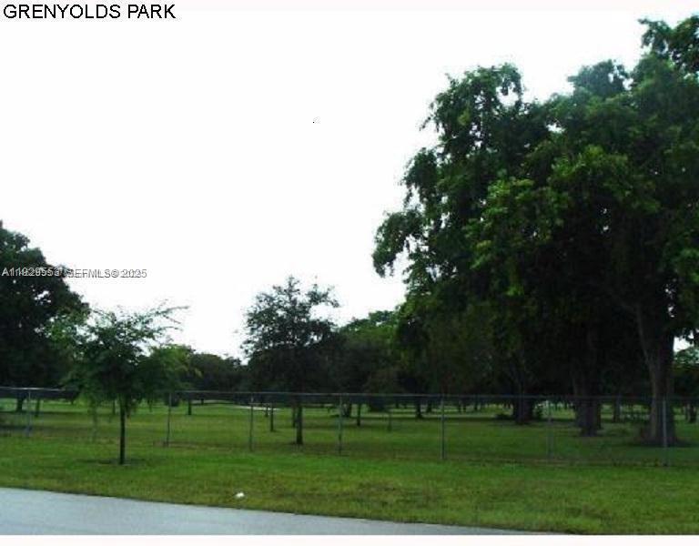 Foto del edificio - 2149 NE 179th St