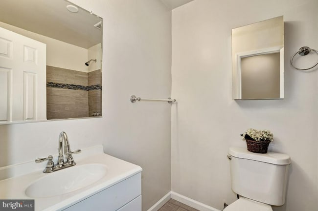 Foto del edificio - 319 Burns St SE