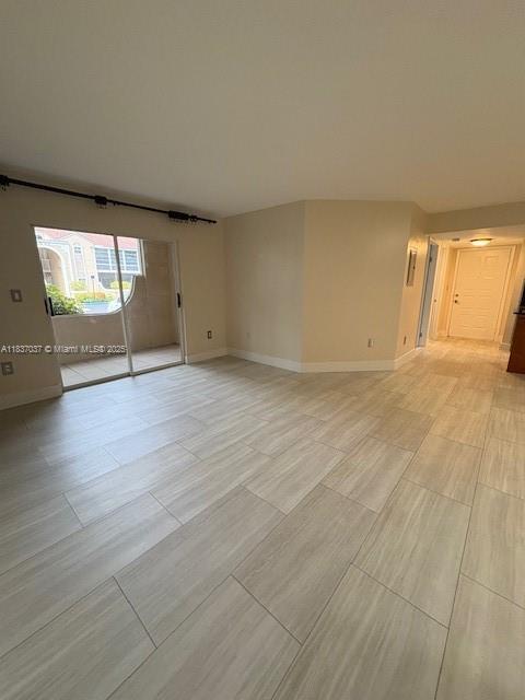 Foto del edificio - 4700 NW 102nd Ave