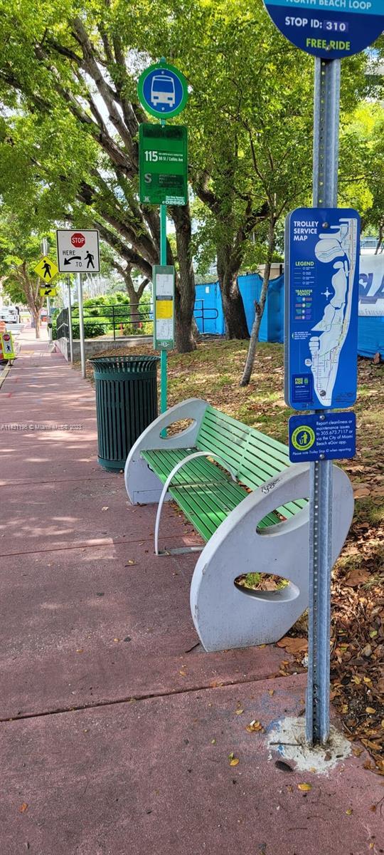 Foto del edificio - 8425 Harding Ave