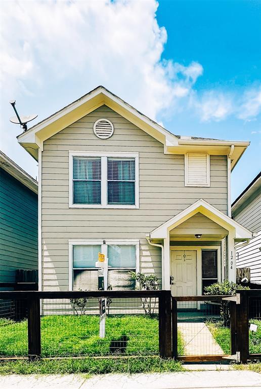 Foto principal - 1204 Andrews St