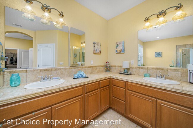 Foto del edificio - 3 br, 3 bath House - 205 Navarra Way