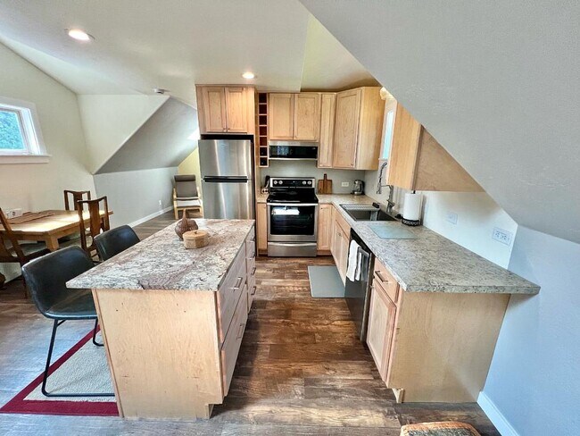 Foto del edificio - 60950 Amethyst St