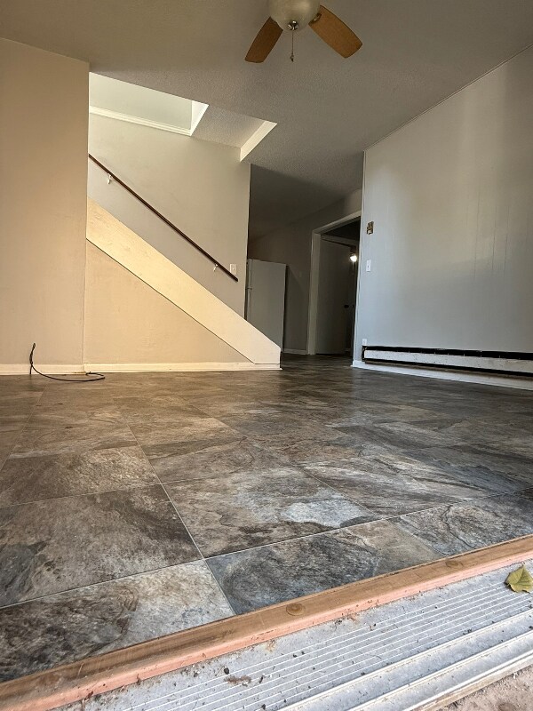 Foto del edificio - 137 Hendricks Blvd