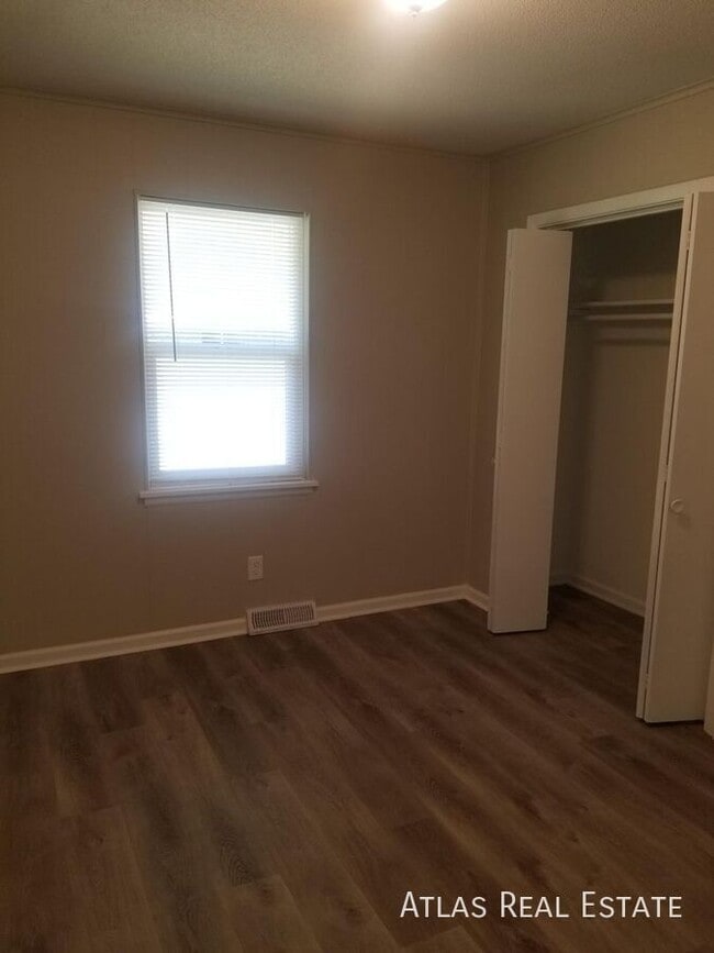 Foto del edificio - 14830 E Nickell Ave