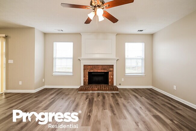 Foto del edificio - 256 McKinley Loop