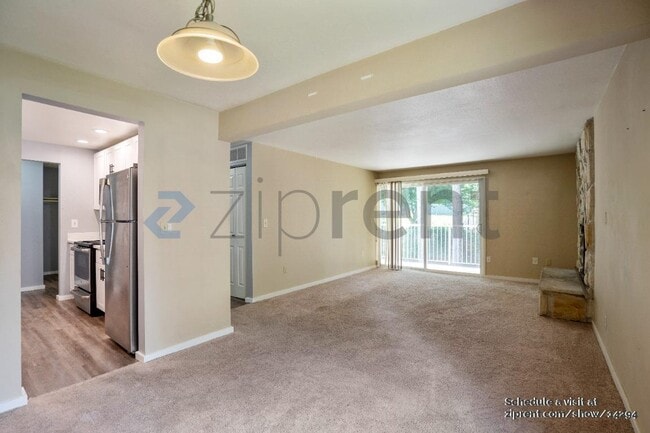 Foto del edificio - 9807 NE 124th St