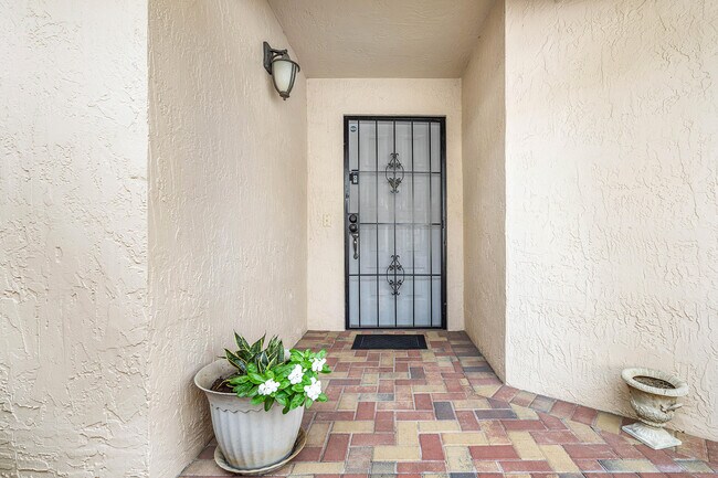 Foto del edificio - 6100 Manchester Ln