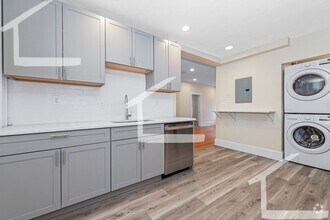 Building Photo - 51 Brackett St