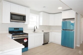 Building Photo - 359 Willard Ave