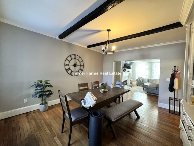 Foto del edificio - 179 Babcock St