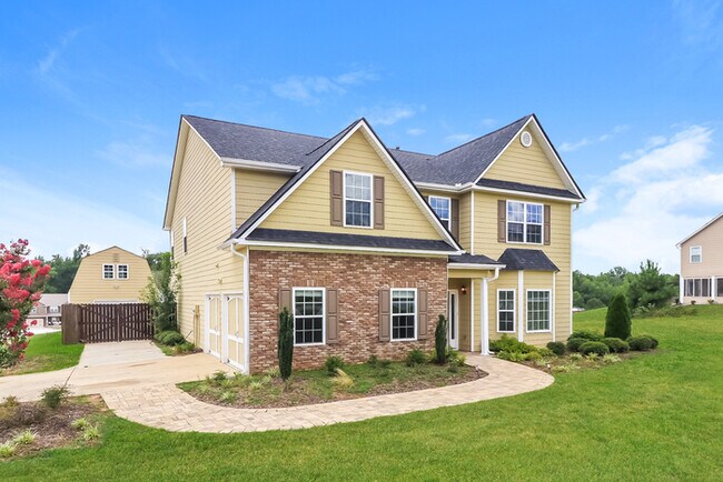 Building Photo - 6013 Locklear Way