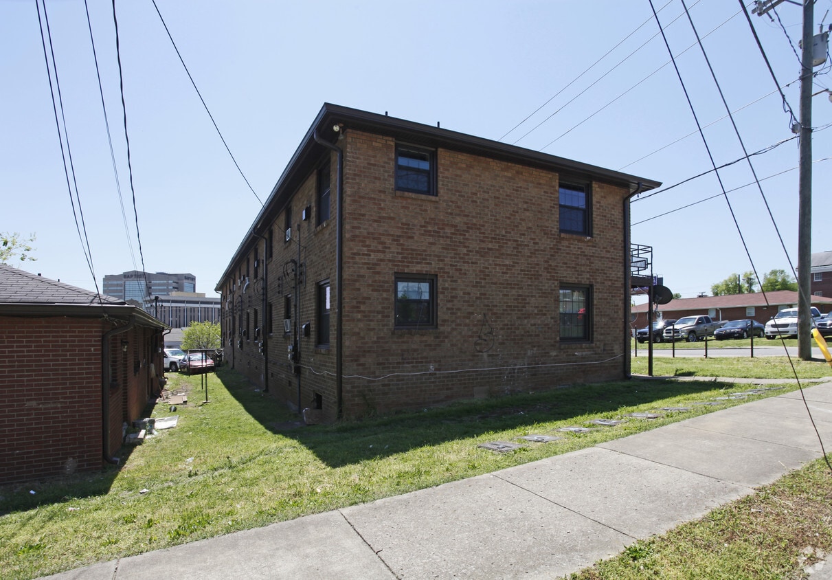 Building Photo - 1825 Pearl St