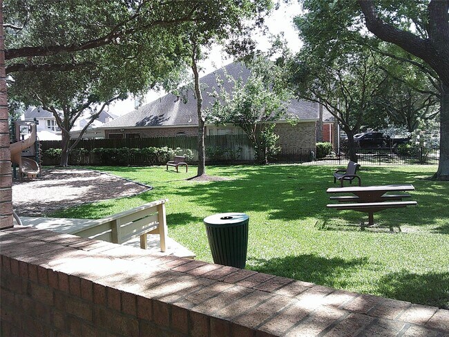 Foto del edificio - 13427 Garden Grove