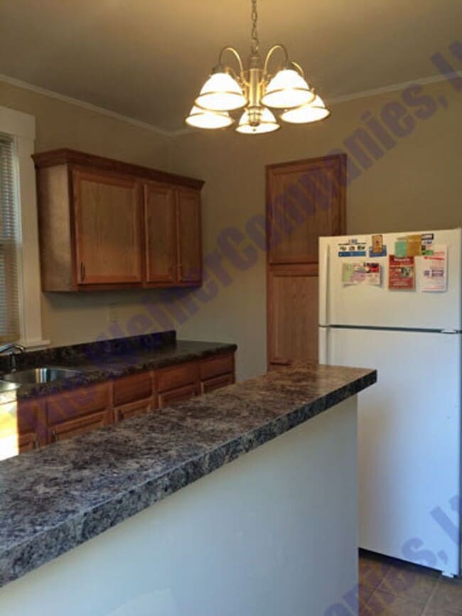 Building Photo - Now leasing for August 2026!