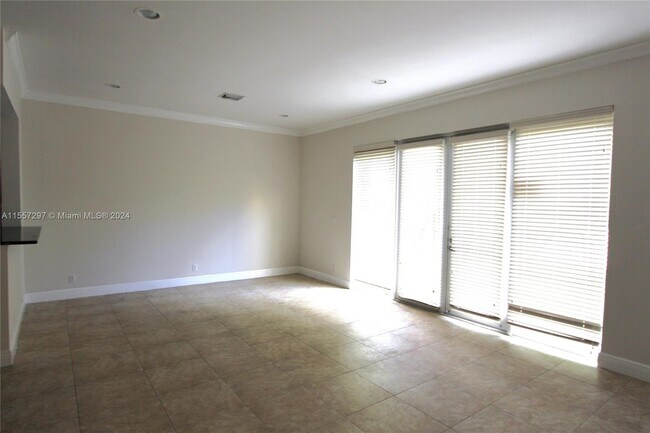 Foto del edificio - 3171 SW 47th St