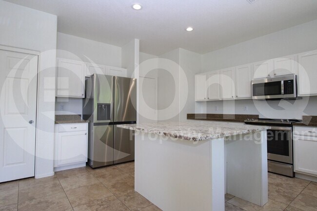 Building Photo - 17413 N 19th Run