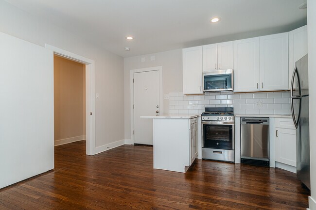 Foto del edificio - 2959 N Damen Ave