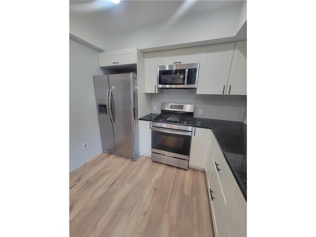 Foto del edificio - 47 6th Ave S