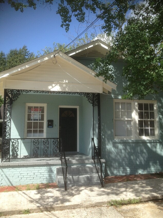 Front of house - 3336 Tula St
