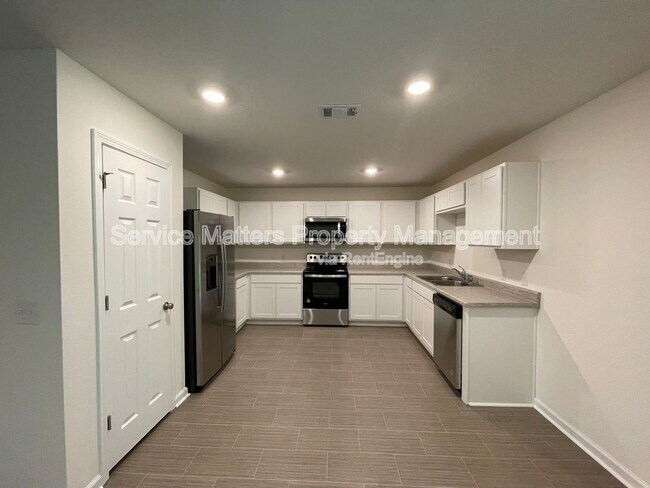 Building Photo - 6521 June Bug Dr