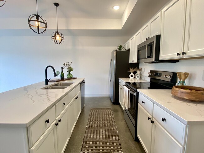 Foto del edificio - 3310 Stoneway Ct