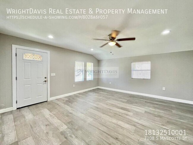 Foto del edificio - 7108 S Mascotte St