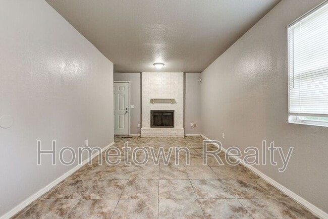 Photo - 312 NW 118th St House