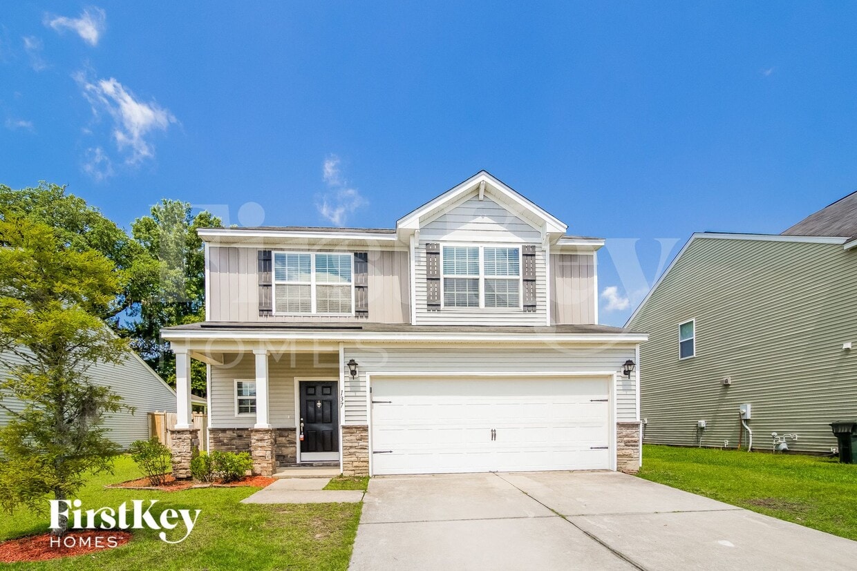 Primary Photo - 137 Marinella Dr