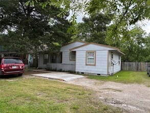 Building Photo - 2118 N 8th St