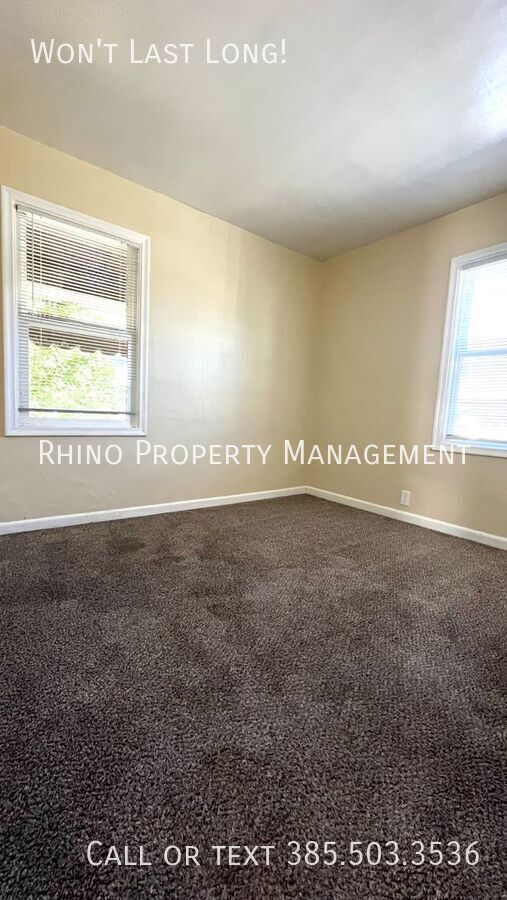 Building Photo - 3353 Porter Ave