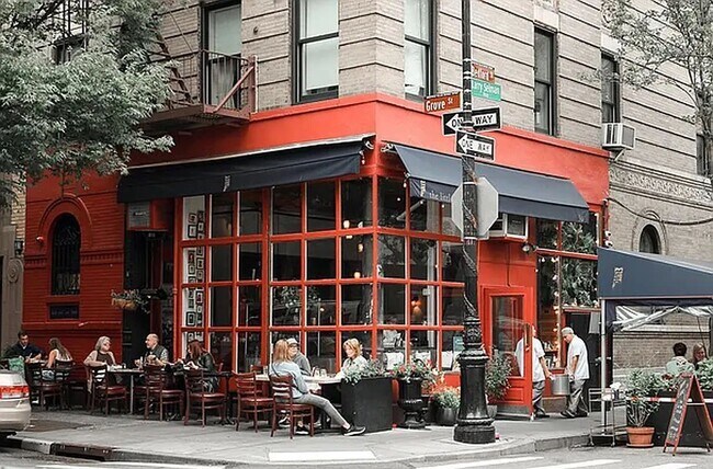 Foto del edificio - 218 Thompson Street